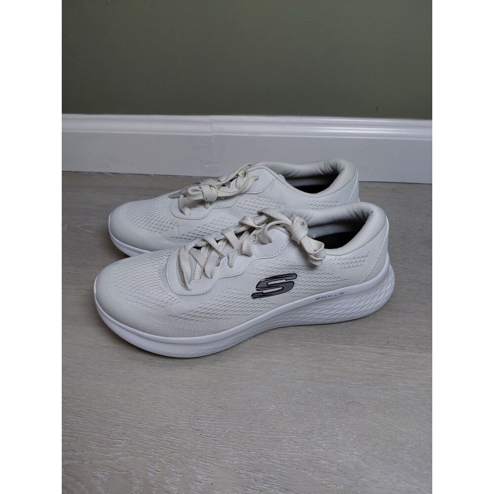 Skechers Air-Cooled Memory Foam Women Size 10 White Sneakers
